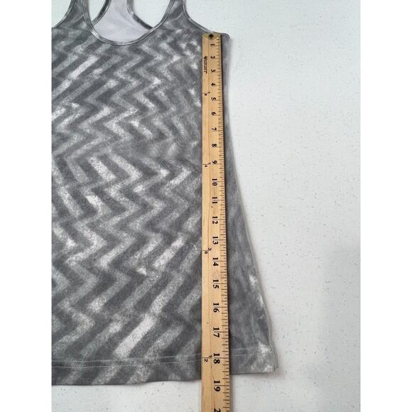 Lululemon Women's Chevron Cool Racerback Tank Top Blazer Fossil Gray Size - Picture 14 of 16